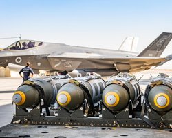 США схвалили продаж Ізраїлю тисяч авіабомб і винищувачі F-35A, — WP
