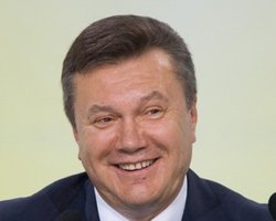 Сегодня в Стамбуле Янукович встретится с Путиным