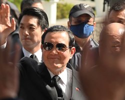 Экс-президент Тайваня совершит исторический визит в Китай: реакция Пекина