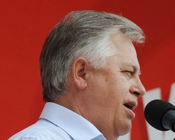 Решения облсоветов о статусе русского языка раскалывают украинское общество, - КПУ