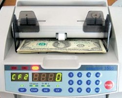 Рада может запретить банкам выдачу кредитов в иностранной валюте