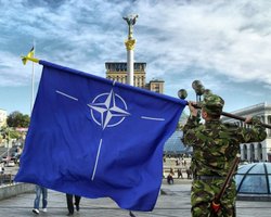 Только членство в НАТО защитит Украину: гарантий и оружия мало, — Хойсген