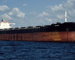 Моряков с Арианы обещают освободить до Нового года