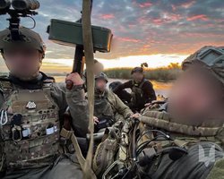 Солдат РФ ели морские животные, а Посейдон был на нашей стороне: в ССО напомнили об освобождении Змеиного