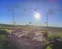 "Красивые кадры": бойцы ВСУ начали использовать многоразовые FPV-дроны (видео)