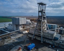 Працівників і їхні родини евакуювали: роботу частини унікальної шахти під Покровськом зупинили через бої