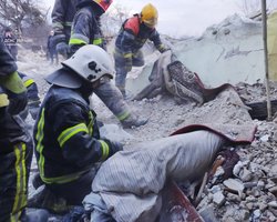 Обстрел Львовской области: ракеты попали в жилые дома, четверо погибших, — ГСЧС (фото, видео)