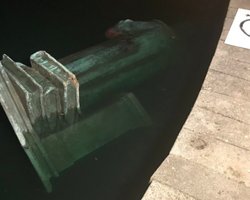 В США протестующие против расизма снесли и утопили в озере памятник Колумбу