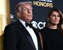 "Я трохи розчарований": РФ погодилась на мирний план США, а Зеленський не читав, — Трамп (відео)