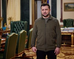 Россия за 18 дней потеряла больше военных, чем в двух Чеченских войнах, — Зеленский (видео)