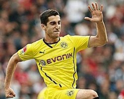 Тренер Борусси Д проспорил Генриху Мхитаряну 50 евро