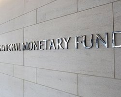 Миссия МВФ может приехать в Украину в августе