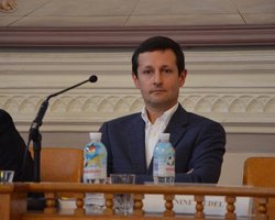 Кутуев об итогах выборов: ОПЗЖ Медведчука вышвырнула "слуг" из местных советов на Юго-Востоке