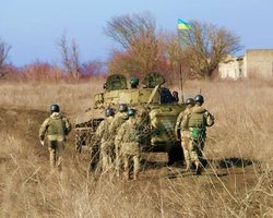 Сутки на Донбассе: один военный погиб, трое ранены