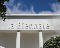 РФ возвращается на Венецианскую биеннале впервые с 2022 года: что известно (фото)