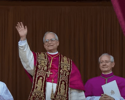 Названо имя Нового Папы Римского: им стал Роберт Прево из США (фото, видео)