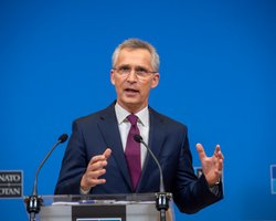 Генсек НАТО примет участие в саммите Крымской платформы