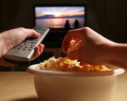 Три четверти украинцев ждут встречи кандидатов на дебатах, – опрос