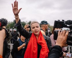 Флейтистка, оппозиционер и популярная персона: все, что известно о Марии Колесниковой