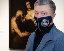 Суд нарушил закон, принимая решение о принудительном приводе Порошенко на допрос, – адвокат