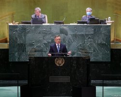 "Украина окажется в еще большей опасности", — Дуда пристыдил ЕС из-за "Северного потока-2"