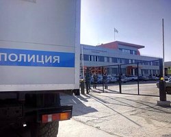 ФСБ обыскивает крымскотатарский телеканал ATR