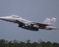 Війна з Іраном: Італія не пустила американські літаки на базу на Сицилії