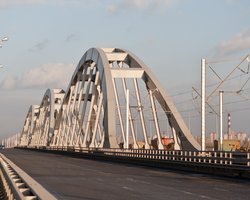 "Укравтодор" и "УЗ" подписали меморандум о достройке Дарницкого моста в Киеве