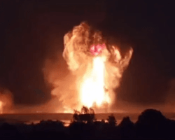 Кратер 82 м й обриси фундаменту: знищені склади під Торопцем та Краснодаром видно з супутника (фото)