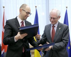 Украина и ЕС подписали политическую часть ассоциации