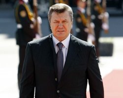 Янукович уволил командующего ВВС и уже нашел ему замену