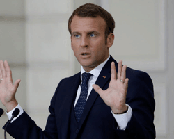 Макрон заявив, що "абсолютно" нічого не знав про приїзд Дурова до Франції