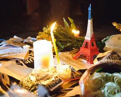 "Выжил. Только ранения… Кровавая резня". Очевидцы терактов и пользователи соцсетей о трагедии в Париже