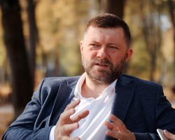 Сегодня Рада не утвердит всех министров, — Корниенко