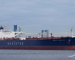 У побережья Турции дрон атаковал танкер, перевозивший нефть из России, — СМИ