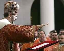 Глава УГКЦ  раскритиковал постановление ВР о красном флаге