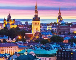 "Самая счастливая страна мира": мужчина показал совсем другой уровень жизни за рубежом (видео)