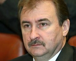 У Азарова уверены, что вопросы цены на газ, флота и русского языка должны решаться вместе