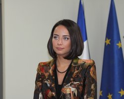 Мисс министр. Вера Кобалия рассказала, как привлечь в страну миллиарды