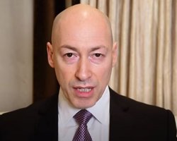 Гордон назвал себя учеником Кашпировского и признался в практике "шаманского" гипноза