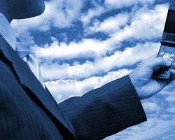 Мобильные операторы не готовы отключать черные и серые телефоны