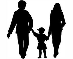 Минтруда: Помощь по уходу за детьми увеличилась