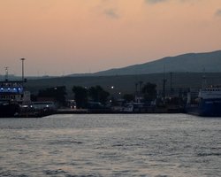 "Заказов больше нет": Керченская паромная переправа прекратила работу