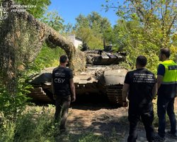 Трофеи на миллионы гривен: ВСУ получили два российских танка Т-72 и Т-72 Б3М (фото)