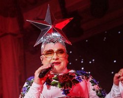 "Была так счастлива": Верка Сердючка передала для Leléka подарок (фото, видео)