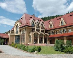 Янукович перестраивает после Ющенко госдачу в Карпатах, - СМИ