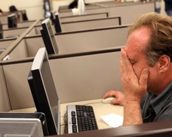 Карантин за свой счет. Как борьба с коронавирусом оставляет граждан без средств к существованию