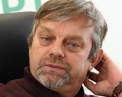 Политолог: Повышение пенсионного возраста не обрушит рейтинг ПР