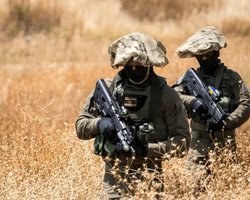 Ліван випустив по Ізраїлю понад 100 ракет: ЦАХАЛ у відповідь атакував об'єкти "Хезболли"