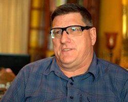 Турне для "агентів впливу": окупанти привезли на Херсонщину педофіла зі США Скота Ріттера